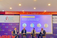 Các diễn giả chia sẻ tại hội thảo khoa học quốc tế “Vietnam Business Exchange”.