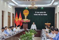 Ông Nguyễn Văn Tùng, Chủ tịch UBND Thành phố Hải Phòng đề nghị quận Đồ Sơn, huyện Cát Hải nghiêm túc thực hiện các kết luận của Chủ tịch tại Thông báo 360 và 322