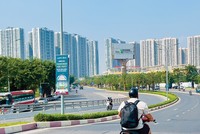 Giá bán căn hộ tại khu Tây Hà Nội miệt mài tăng suốt 2 năm qua. Ảnh: Dũng Minh 