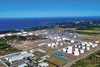 Quảng Ngãi chú trọng việc mở rộng, xây dựng trung tâm lọc, hóa dầu và năng lượng quốc gia. Trong ảnh: Nhà máy Lọc dầu Dung Quất