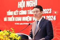 Bộ trưởng Bộ Thông tin và Truyền thông Nguyễn Mạnh Hùng phát biểu tại Hội nghị.