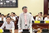 Sau 13 năm làm xong 95% dự án mà vẫn chưa được xác nhận thời điểm là chủ đầu tư, chủ một doanh nghiệp đã bật khóc tại Hội nghị trực tuyến Gặp gỡ, đối thoại giữa lãnh đạo UBND tỉnh Bà Rịa - Vũng Tàu với doanh nghiệp và nhà đầu tư (tháng 11/2023)