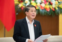 Phó chủ tịch Quốc hội Nguyễn Đức Hải điều hành phiên thảo luận.