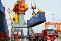 Gạo, rau quả, cà phê 'đắt hàng' xuất khẩu từ đầu năm