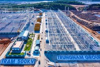 Công trình điện tư nhân thuộc diện áp dụng giá bán điện cố định (FIT) muốn chuyển giao cho EVN phải được Chủ tịch UBND tỉnh hoặc. Bộ trưởng bộ Công thương xác lập quyền sở hữu toàn dân sau đó giao lại cho EVN vận hành 