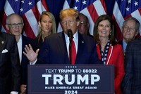 Cựu Tổng thống Mỹ Donald Trump phát biểu tại bang South Carolina ngày 24/2/2024. Ảnh: AFP/TTXVN