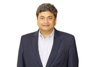 Ông Muthukumara S. Mani, Chuyên gia trưởng về kinh tế môi trường và biến đổi khí hậu vùng Đông Nam Á, Ngân hàng Thế giới (WB)