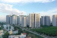 Nguồn cung căn hộ tầm trung dồn về vùng ven TP.HCM. Ảnh: Lê Toàn 