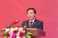 Phó chủ tịch Quốc hội Nguyễn Khắc Định trình bày báo cáo - (Ảnh Duy Linh).