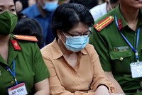 Bị cáo Đỗ Thị Nhàn, cựu Cục trưởng Cục Thanh tra, giám sát ngân hàng II (Cục II) thuộc Ngân hàng Nhà nước về hành vi nhận hối lộ 5,2 triệu USD.