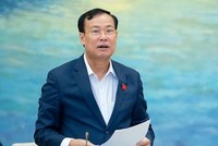 Chủ nhiệm Ủy ban Quốc phòng - An ninh Lê Tấn Tới.