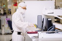 Các nhà đầu tư nước ngoài đang rất mong chờ Quỹ Hỗ trợ đầu tư sẽ sớm được thành lập. Ảnh: Lê Toàn