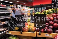 Fed khó có thể giảm lãi suất khi lạm phát vẫn đang ở mức cao so với mục tiêu