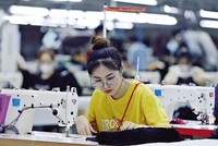 Lĩnh vực sản xuất ghi nhận dấu hiệu tích cực hơn trong những tháng đầu năm. Ảnh: Đ.T