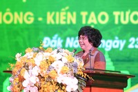 Doanh nhân Thái Hương phát biểu tại Hội nghị công bố Quy hoạch và Xúc tiến đầu tư tỉnh Đắk Nông.