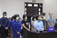 Các bị cáo tại phiên tòa phúc thẩm.