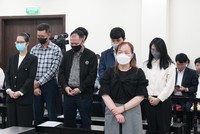 Các bị cáo tại phiên tòa sơ thẩm mở ngày 9/4 vừa qua.