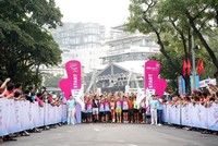 Thông điệp hạnh phúc phía sau giải chạy tiếp sức đặc biệt dành cho gia đình