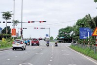 Những con đường được xây dựng từ vốn đầu tư công giúp giao thông trên địa bàn huyện Kiến Thụy thuận lợi hơn. Ảnh: Thanh Tân