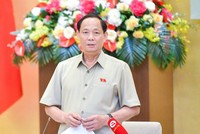 Phó chủ tịch Quốc hội Trần Quang Phương.