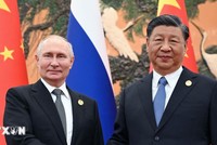 Chủ tịch Trung Quốc Tập Cận Bình (phải) và Tổng thống Nga Vladimir Putin tại cuộc hội đàm ở Bắc Kinh, Trung Quốc, ngày 18/10/2023. (Ảnh: AFP/TTXVN) 