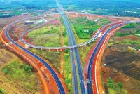 Nhà đầu tư đang trở lại thị trường ven biển tìm kiếm cơ hội 