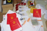 Tang vật của vụ án bị cơ quan chức năng thu giữ. Ảnh: CA Hà Nam