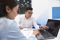 Đầu tư theo tin đồn là một đặc tính của thị trường chứng khoán cận biên như Việt Nam