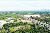 Quảng Trị có vị trí chiến lược trên trục Bắc - Nam cũng như Hành lang Đông - Tây, thuận lợi để phát triển logistics. Ảnh: N.T