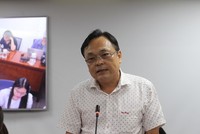 Ông Nguyễn Quốc Huy, Phó trưởng phòng Quản lý đô thị, UBND huyện Củ Chi thông tin trong buổi họp báo. Ảnh: Thành Nhân