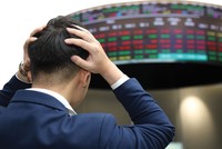 Dư nợ margin cao luôn là “hòn đá tảng” đè nặng khi thị trường điều chỉnh