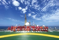 Giàn khoan nước sâu PV DRILLING V nhận giải thưởng Giàn khoan tốt nhất năm 2023