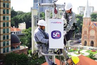 Một trong những nhiệm vụ trọng tâm của MobiFone là đầu tư hạ tầng chuẩn bị triển khai và kinh doanh 5G. Ảnh: Lê Toàn