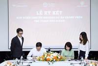Đại diện Văn Phú – Invest và New Goldsun thực hiện ký kết hợp đồng chuyển nhượng một phần dự án The Terra – Bắc Giang
