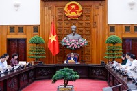 Thủ tướng: Cần giải pháp đưa 15 triệu tỷ đồng tiền gửi vào sản xuất, kinh doanh 