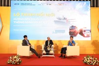 Phiên thảo luận về các giải pháp công nghệ và tài chính nhằm tăng hiệu quả cho chuỗi cung ứng tại Hội thảo “Lộ trình đổi mới hướng đến chuỗi cung ứng thông minh và bền vững”