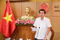 Phó trưởng ban Thường trực Ban nội chính trung ương Võ Văn Dũng trong buổi làm việc. 