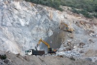  Lợi nhuận của Phốt pho Apatit Việt Nam đi xuống do giá phốt pho vàng giảm