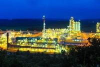 Nhà máy Lọc dầu Dung Quất - công trình quan trọng liên quan đến an ninh quốc gia