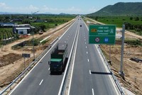 Một đoạn cao tốc Vĩnh Hảo - Phan Thiết.