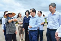 Lãnh đạo Ngân hàng Nhà nước, Agribank tìm hiểu về thiệt hại của hộ nuôi trồng thủy sản tại xã Tân An, Quảng Yên, Quảng Ninh