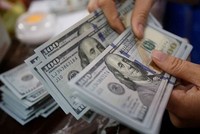 Tỷ lệ đặt cược Fed giảm lãi suất 0,5% đã tăng lên 50% 