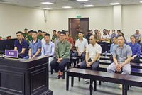 Các bị cáo tại tòa.