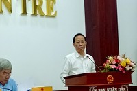 Phó chủ tịch thường trực UBND tỉnh Bến Tre Nguyễn Trúc Sơn phát biểu tại buổi họp báo.