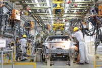 Tình trạng gián đoạn do bão Yagi dẫn đến sụt giảm sản lượng ngành sản xuất trong tháng 8/2024. 