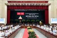 Mục tiêu tăng trưởng bình quân hàng năm 8% của TP.HCM khó đạt. Ảnh: Trọng Tín