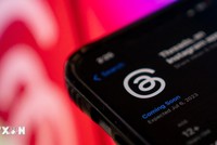 Biểu tượng ứng dụng mạng xã hội Threads trên màn hình điện thoại thông minh. (Ảnh: AFP/TTXVN)