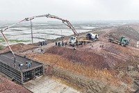 Các khoản chi thường xuyên có tính chất đầu tư đang gây vướng mắc cho nhiều địa phương. Ảnh: Đức Thanh. 