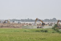 Phía doanh nghiệp và người dân đang rất mong đợi những thay đổi trong bảng giá đất mới. Ảnh: Thanh Vũ