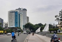 Các khách sạn nổi tiếng ở ven đường biển Trần Phú, Nha Trang, tỉnh Khánh Hòa bị giả mạo fanpage để lừa tiền đặt phòng của du khách. Ảnh: Linh Đan